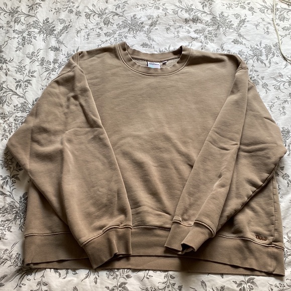 Aritzia TNA Cozy Fleece Sweatshirt - Picture 2 of 4